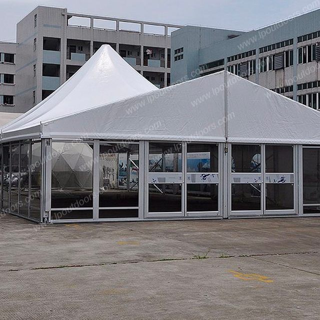 Carpa de marquesina de pared de cristal de lujo de pico alto para exteriores para eventos de fiesta