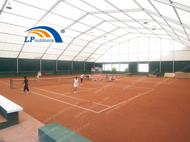  Carpa deportiva poligonal con marco de aluminio de construcción temporal para cancha de tenis al aire libre