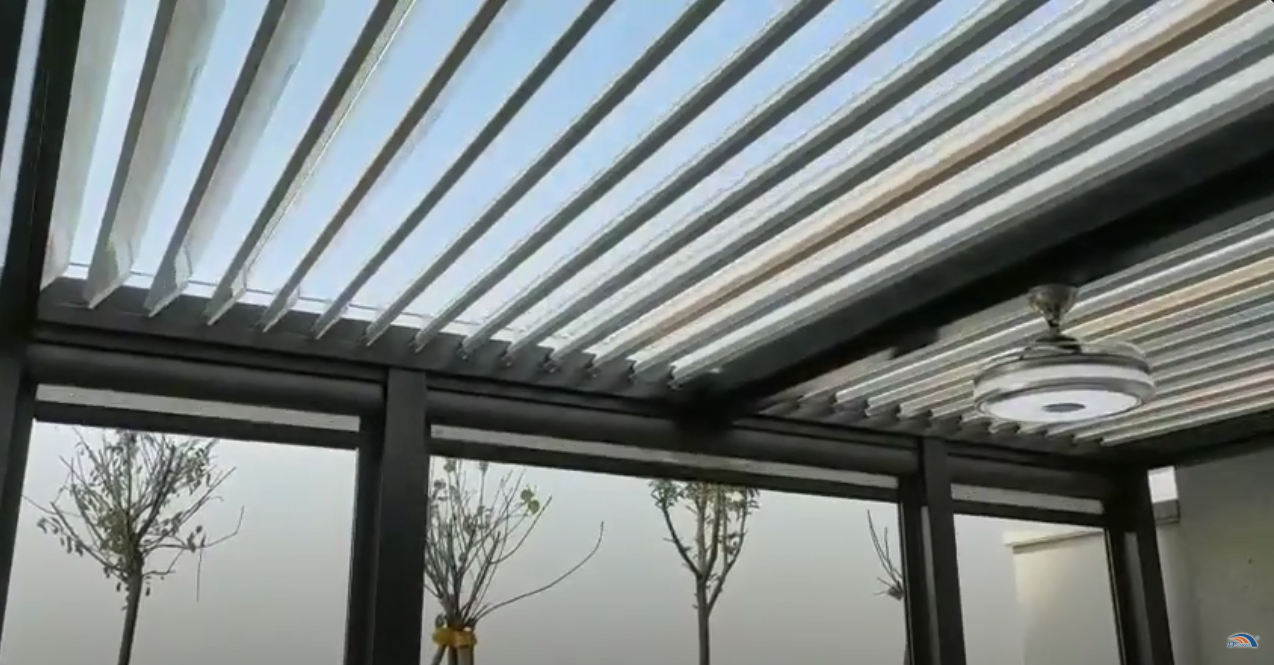 Techo de pérgola con lamas recubiertas de polvo y pabellón con control remoto blanco de 3x6 m