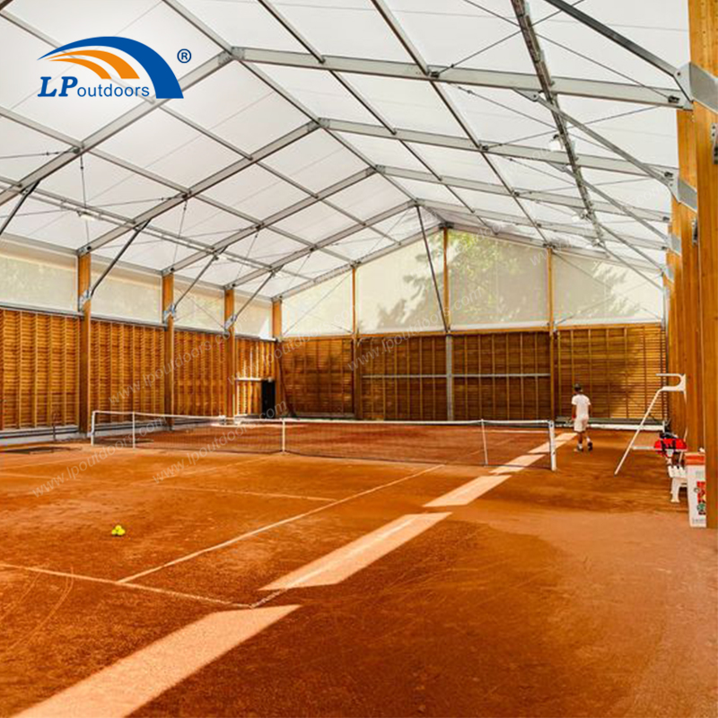 Campos de tenis profesionales cubiertos | Estructuras de tela de alto rendimiento