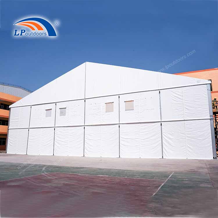 Tienda de almacén de 30m