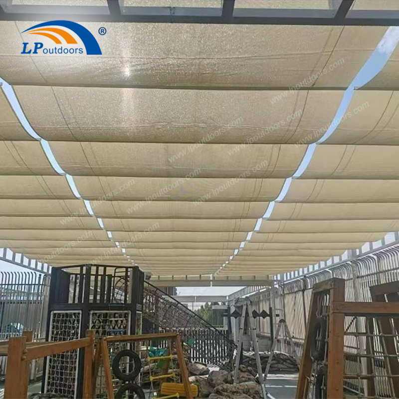 Pérgola de HDPE retráctil duradera de primera calidad para uso en patios de recreo al aire libre y jardines infantiles
